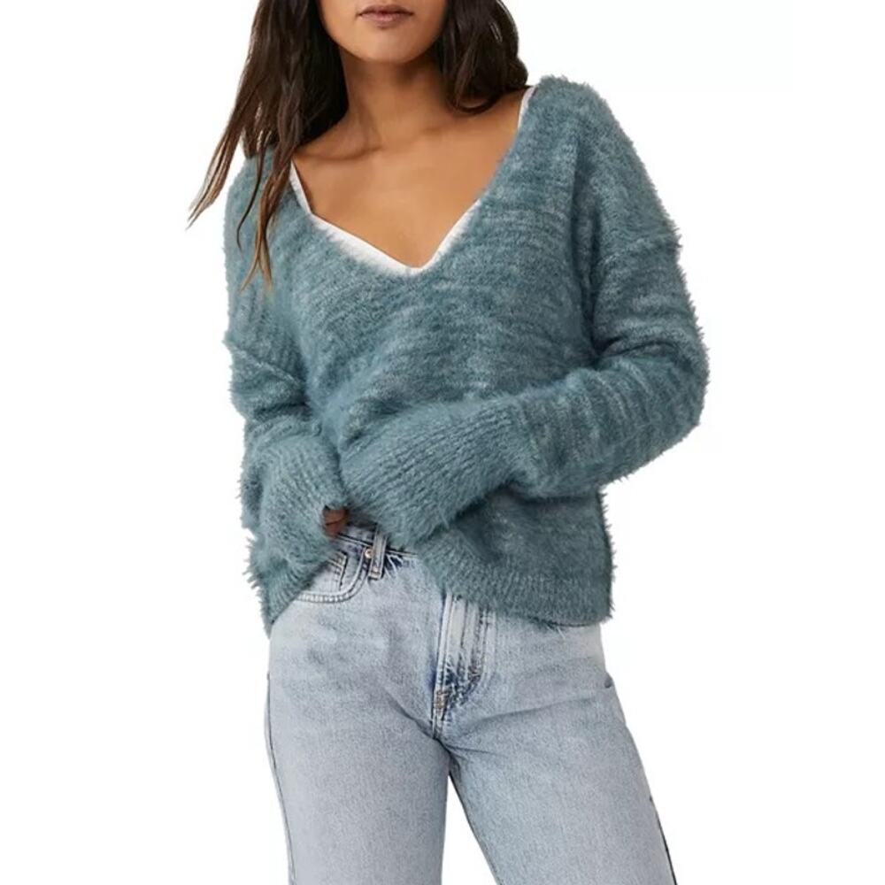 NWOT Free People Slouchy Fuzzy Soft Blue V-Neck Sweater Oversized Size XS